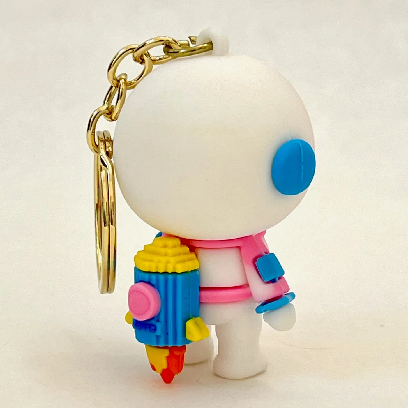 12001 ASTRONAUT KEY CHARM-12