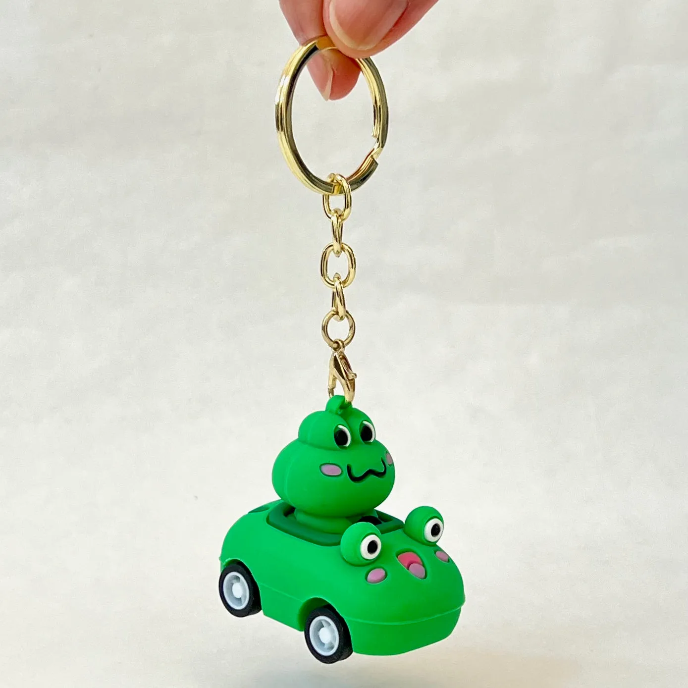 12002 PULLBACK CAR ANIMALS KEY CHARM-12