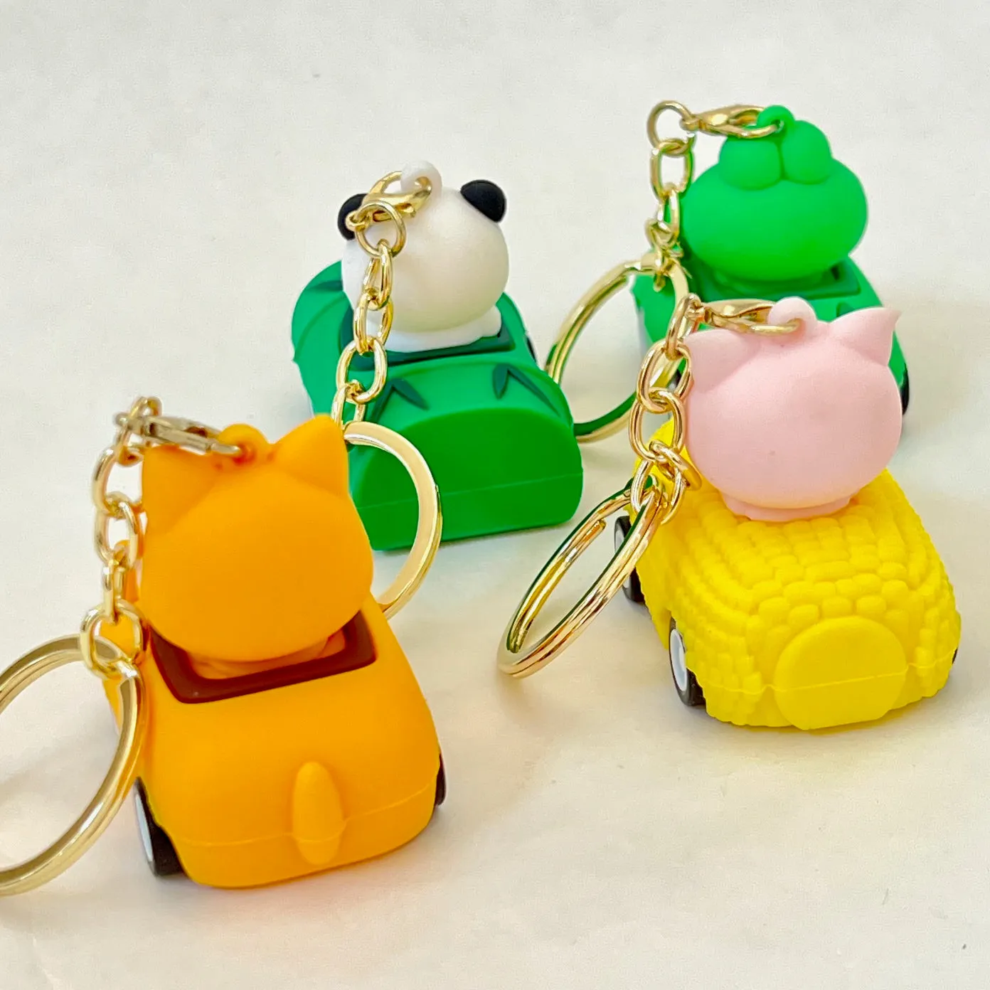 12002 PULLBACK CAR ANIMALS KEY CHARM-12