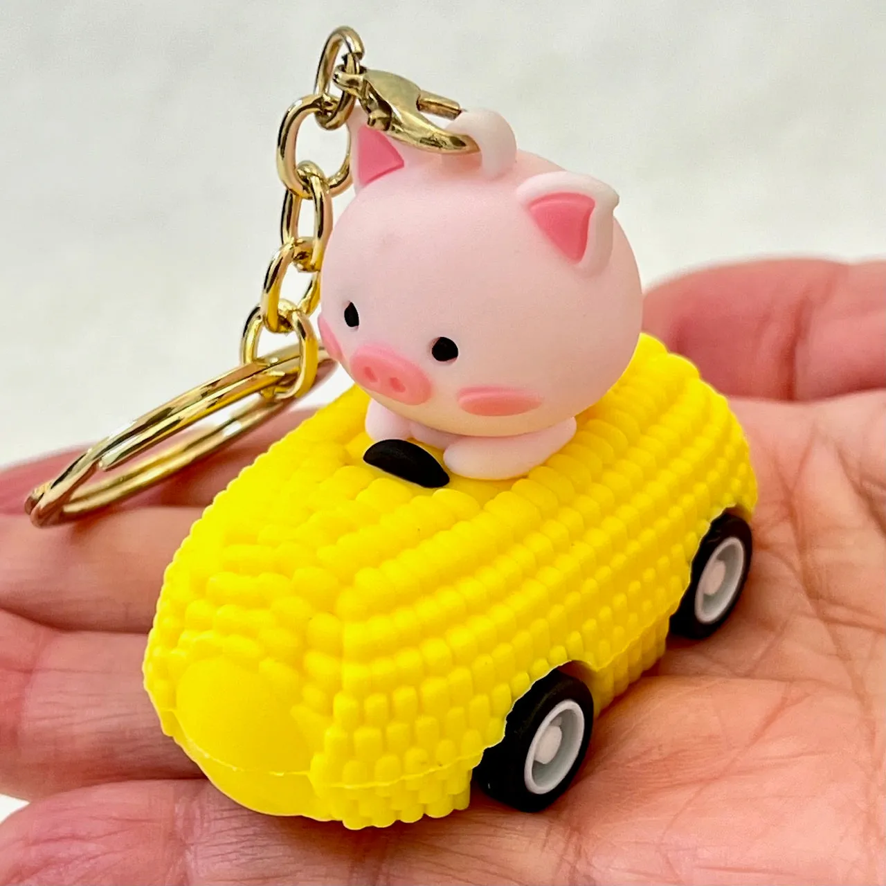 12002 PULLBACK CAR ANIMALS KEY CHARM-12