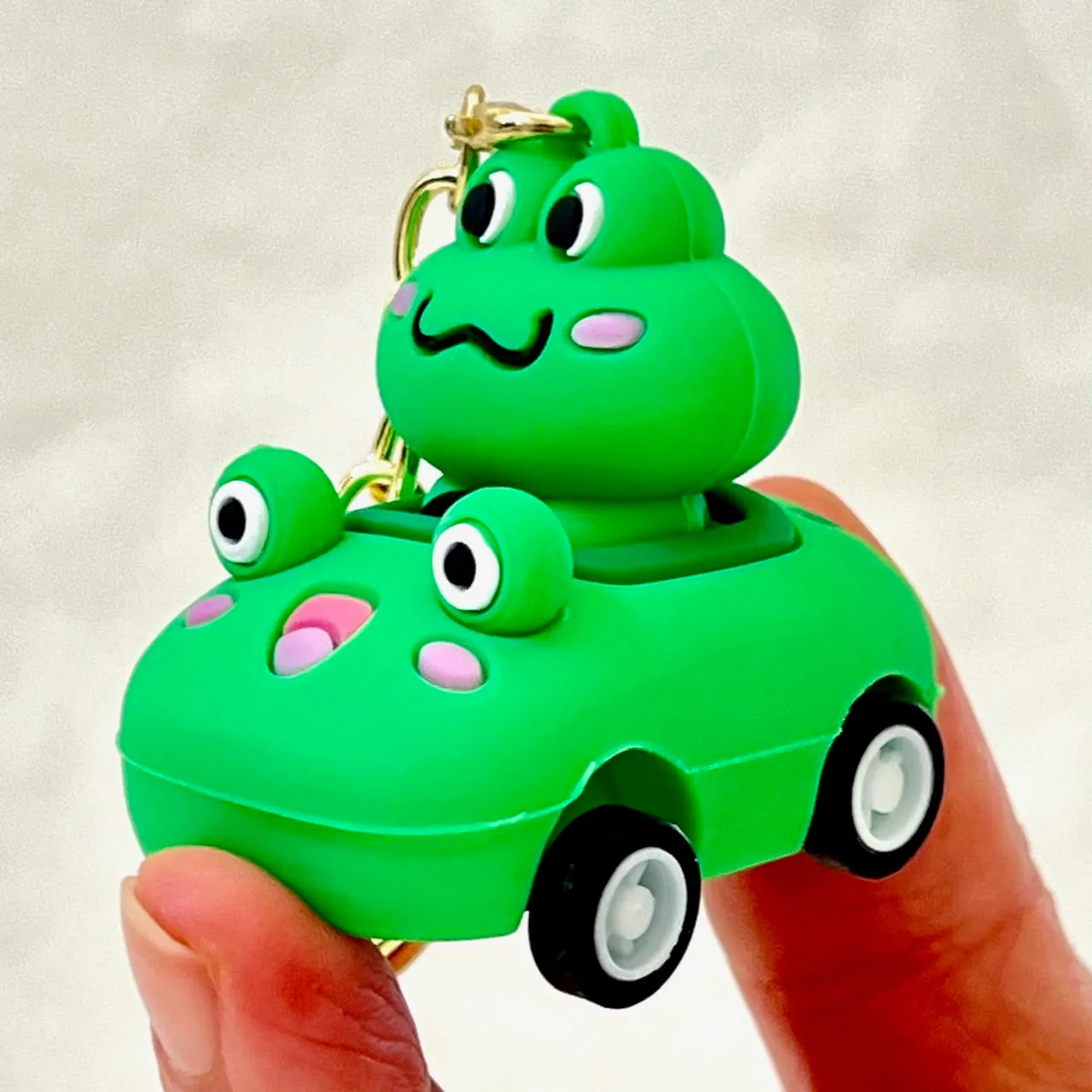 12002 PULLBACK CAR ANIMALS KEY CHARM-12