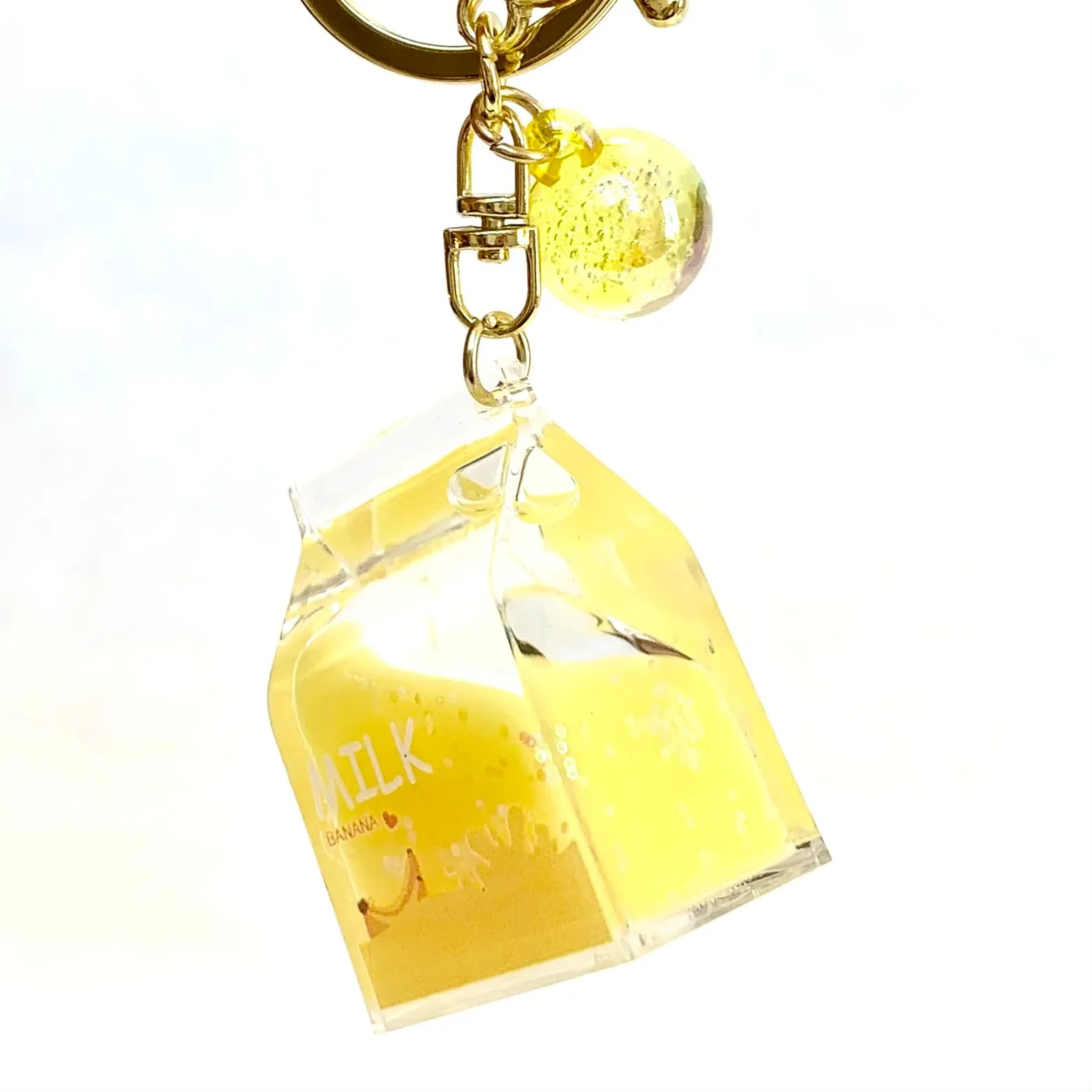 12058 FRUIT MILK KEY CHARM-12