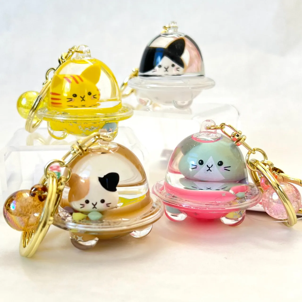 12109 CAT UFO FLOATY KEY CHARM-12