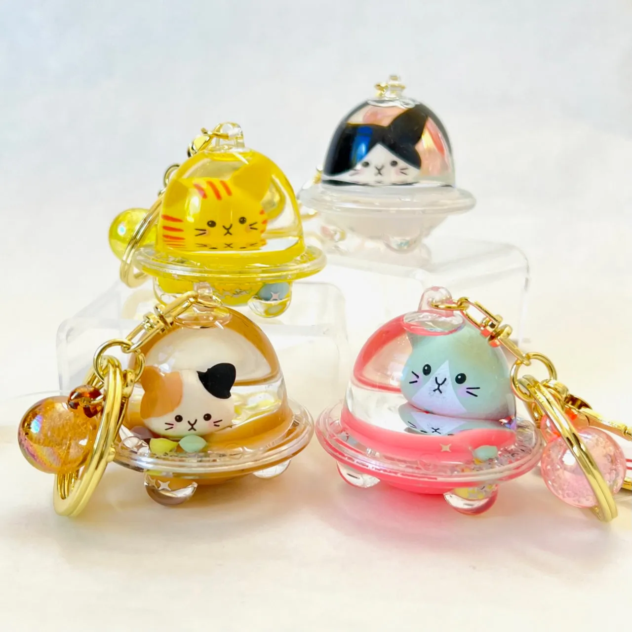 12109 CAT UFO FLOATY KEY CHARM-12