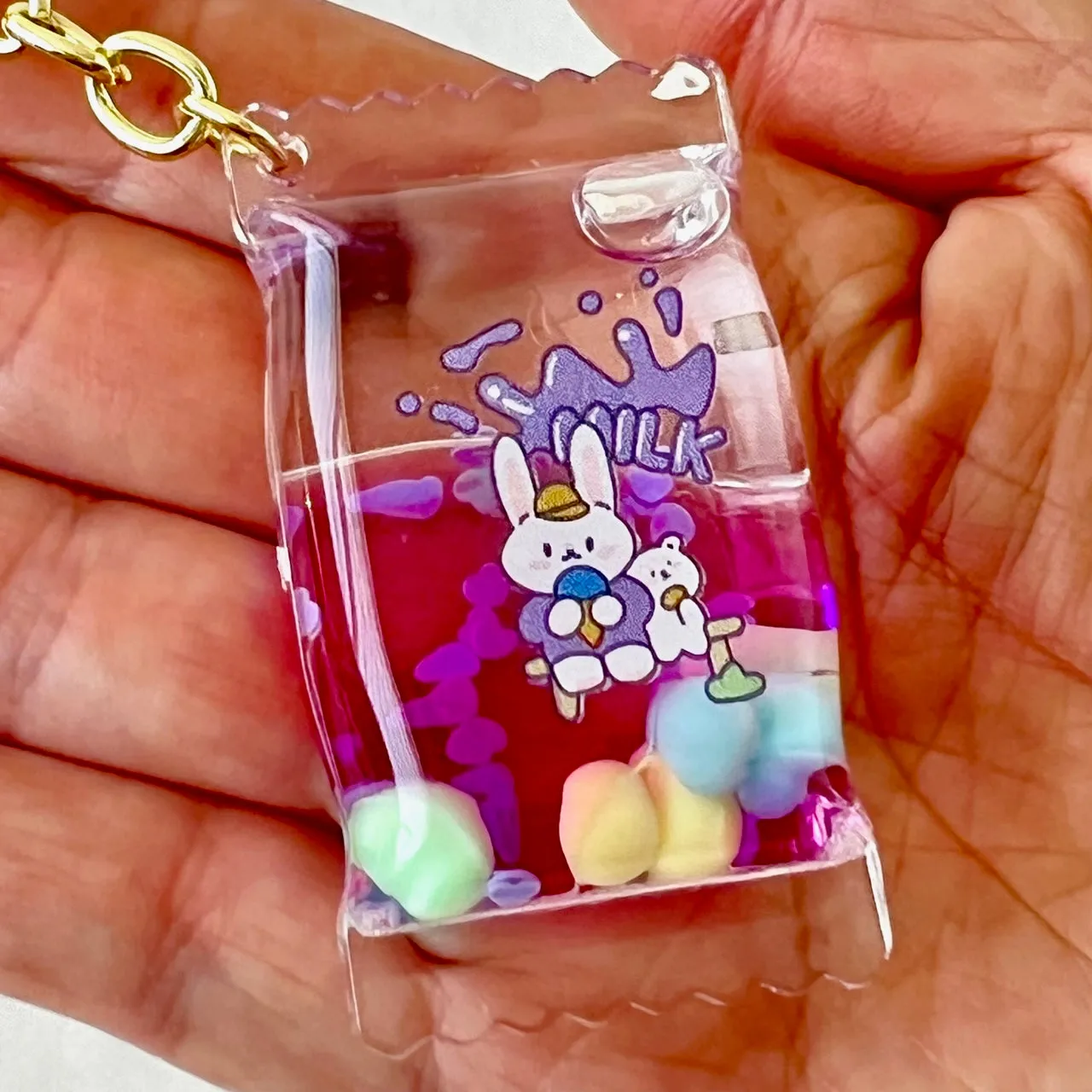 12112 BUNNY CANDY FLOATY KEY CHARM-12