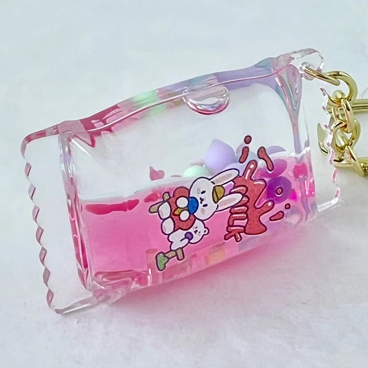 12112 BUNNY CANDY FLOATY KEY CHARM-12