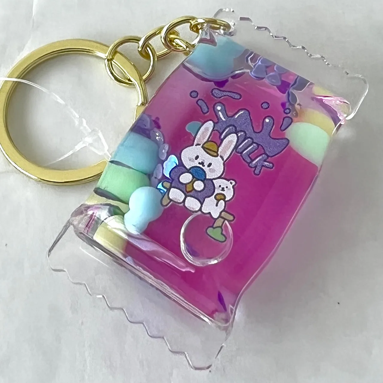 12112 BUNNY CANDY FLOATY KEY CHARM-12