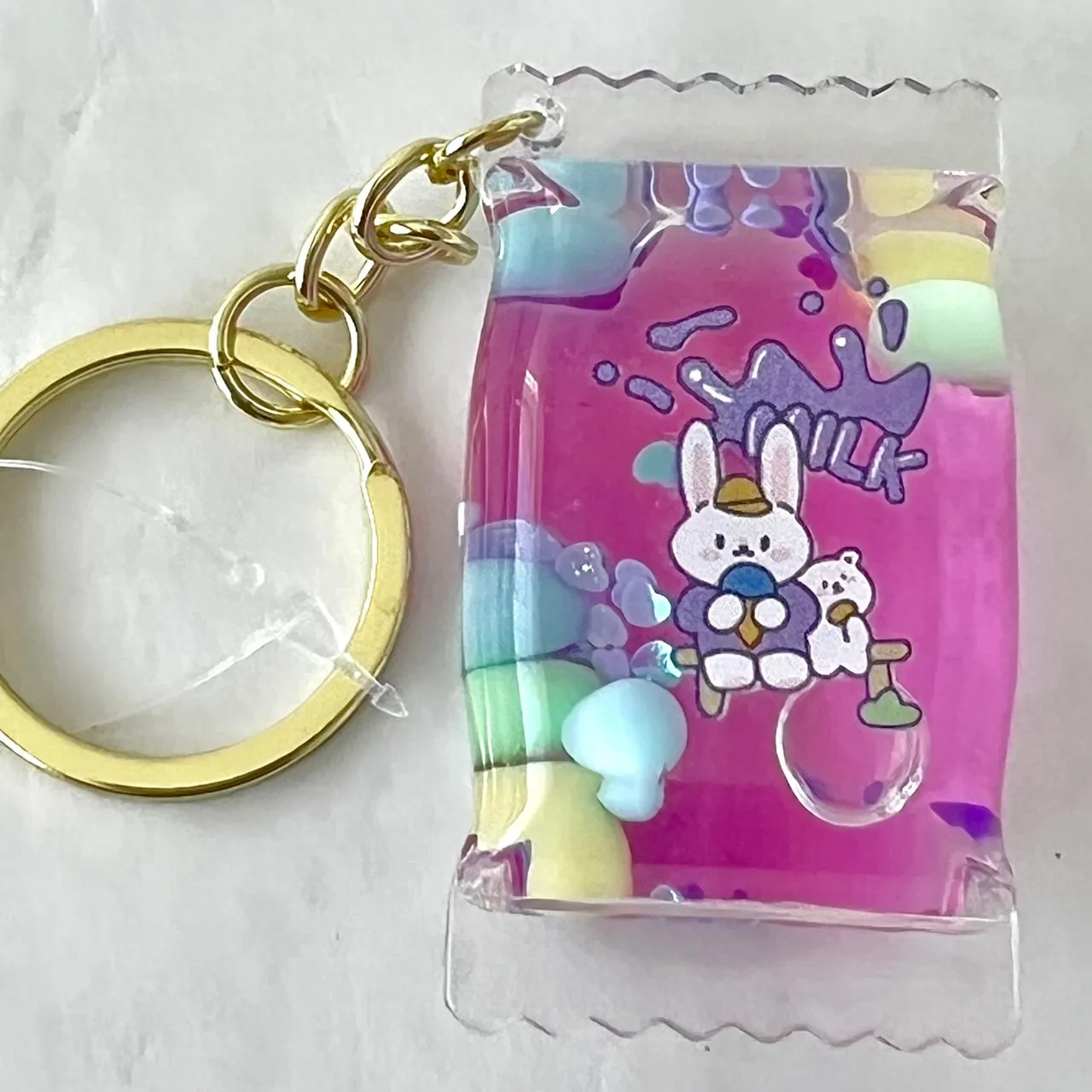 12112 BUNNY CANDY FLOATY KEY CHARM-12