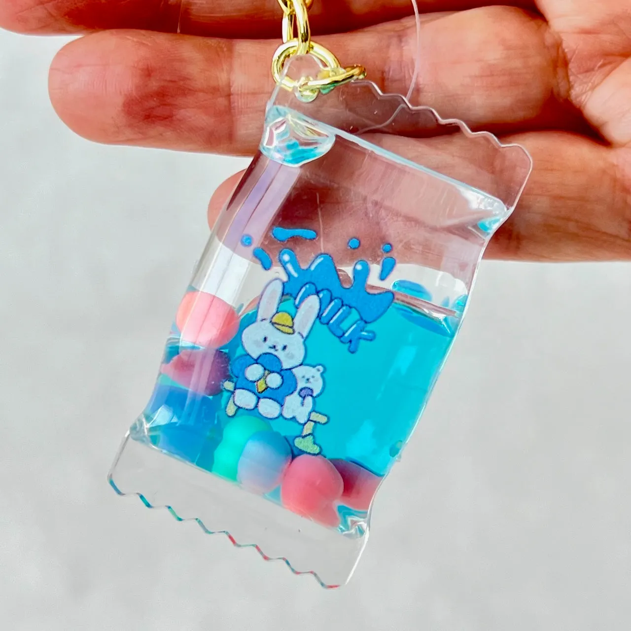 12112 BUNNY CANDY FLOATY KEY CHARM-12