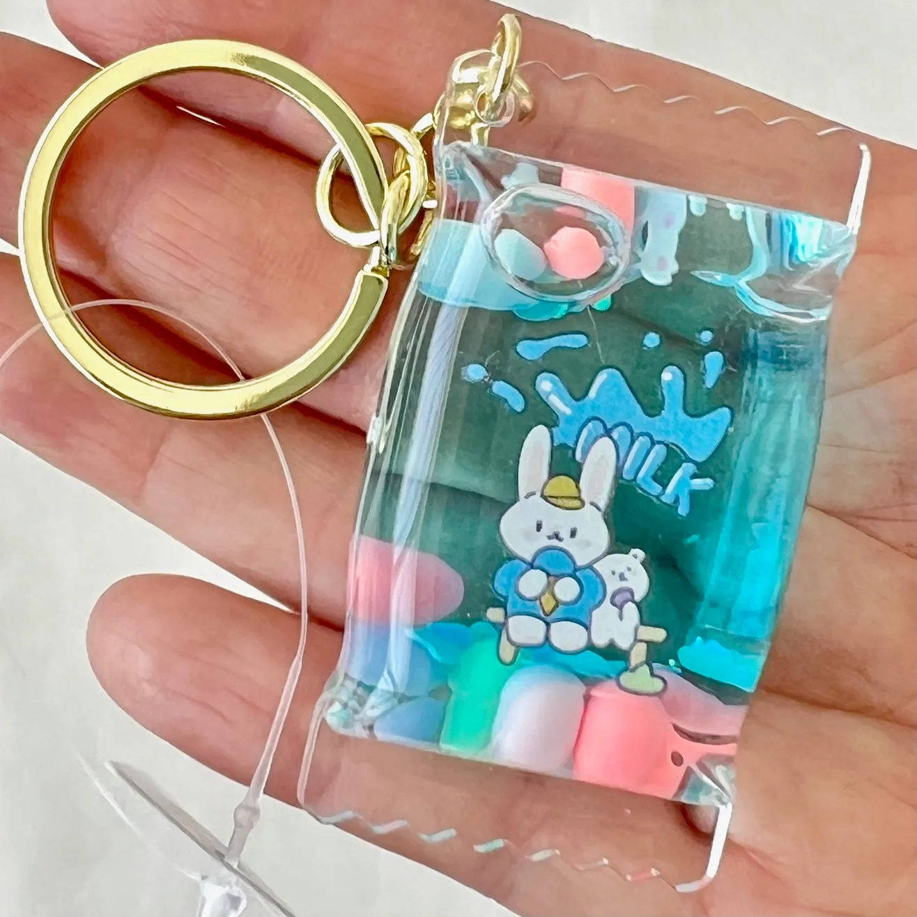 12112 BUNNY CANDY FLOATY KEY CHARM-12