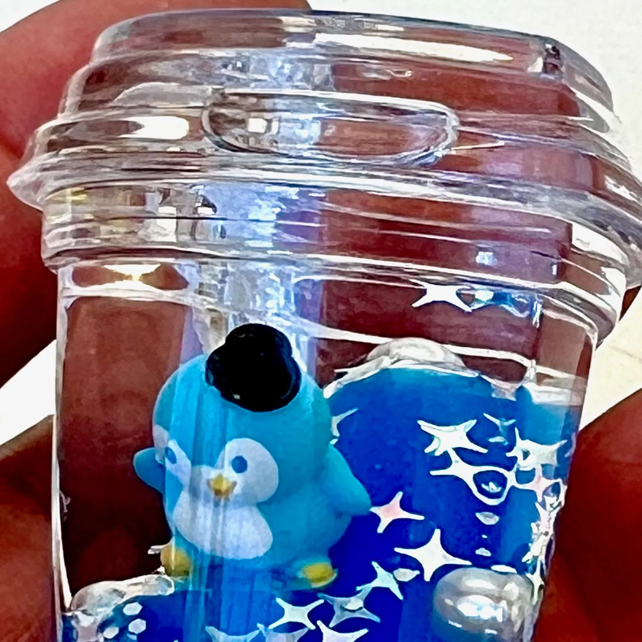 12122 PENGUIN FLOATY KEY CHARM-12