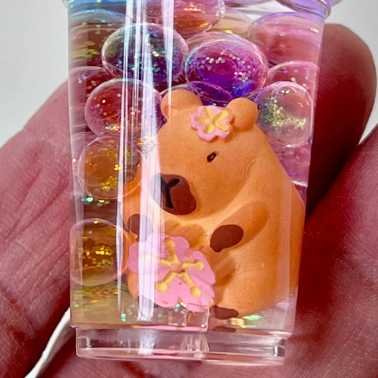 12180 CAPYBARA BOBA FLOATY KEY CHARM-12