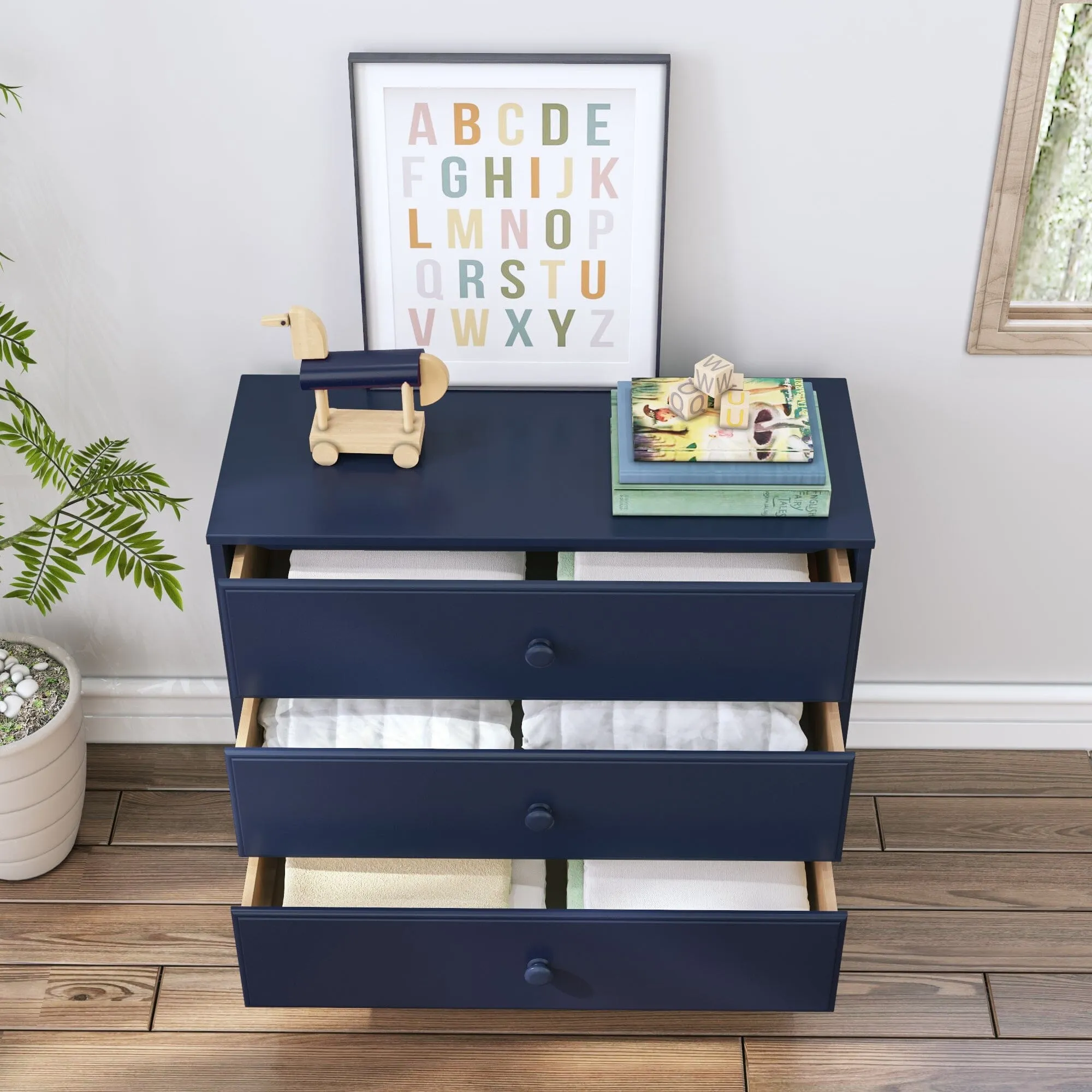 Classic 3-Drawer Dresser