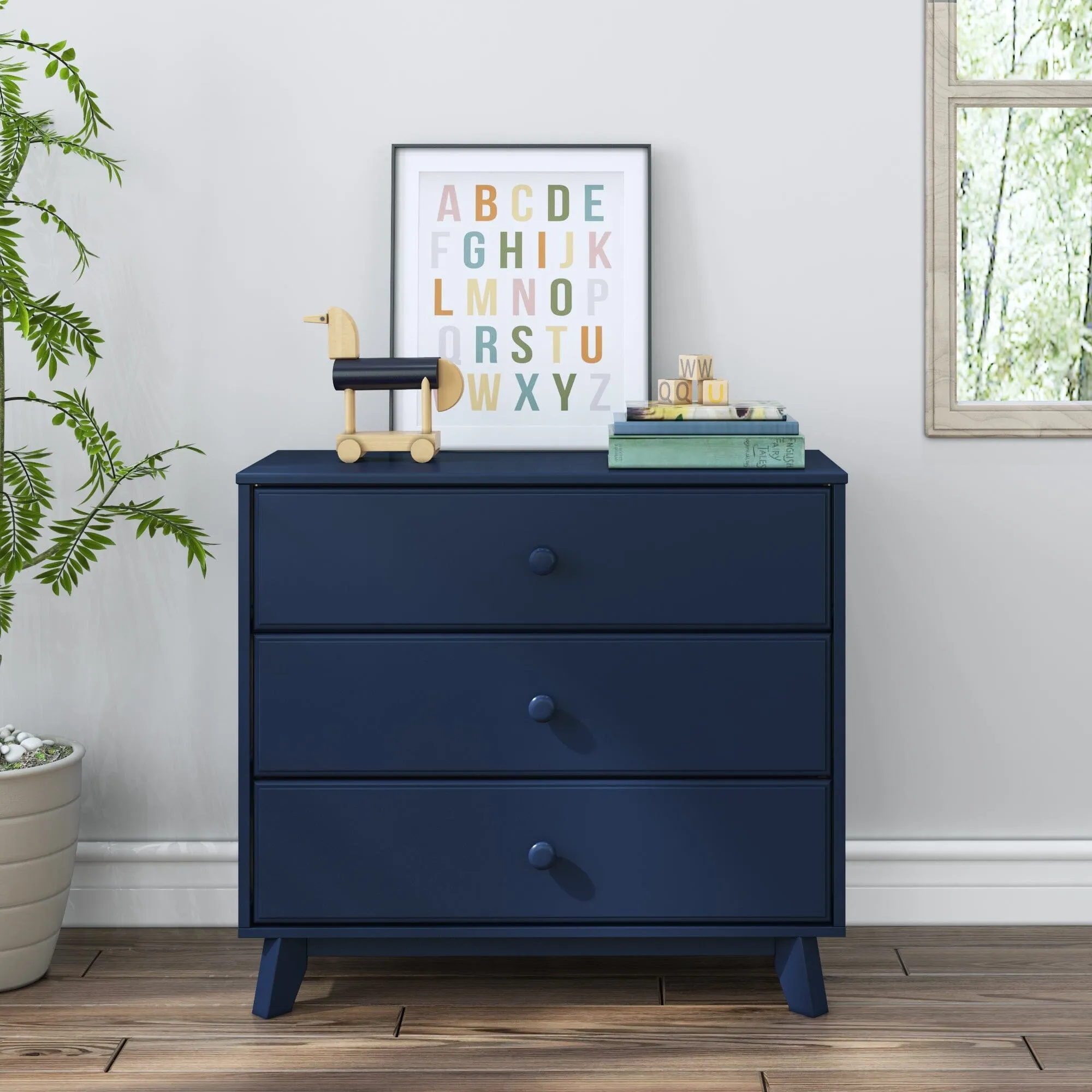 Classic 3-Drawer Dresser