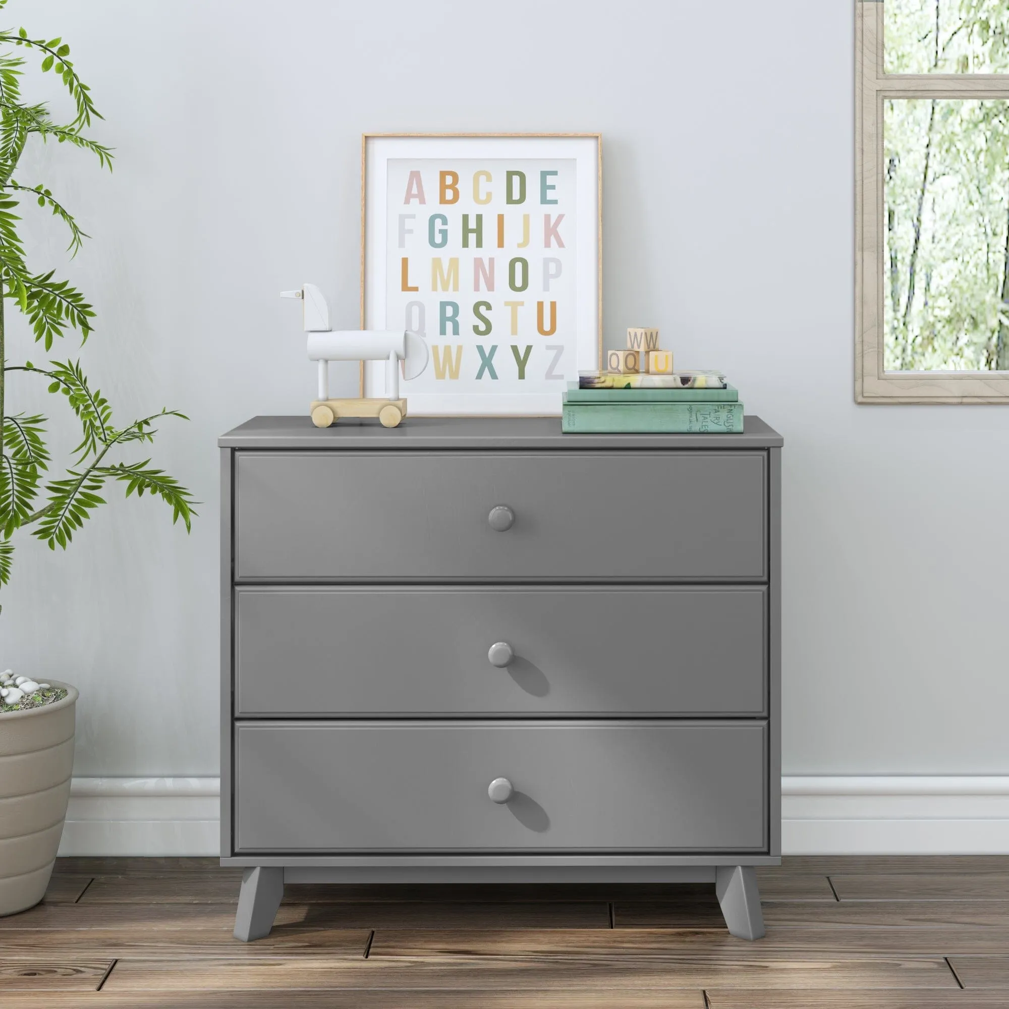 Classic 3-Drawer Dresser