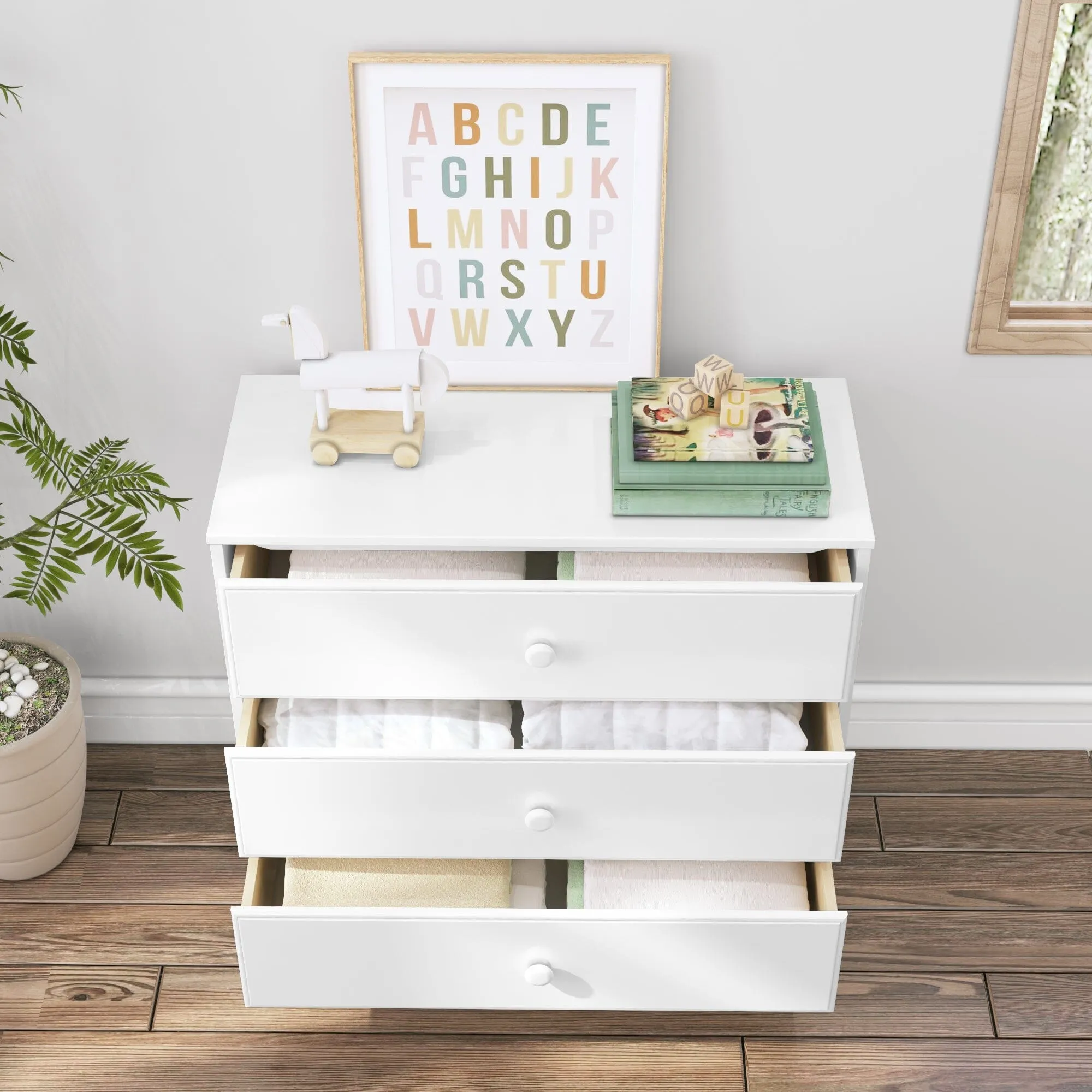 Classic 3-Drawer Dresser