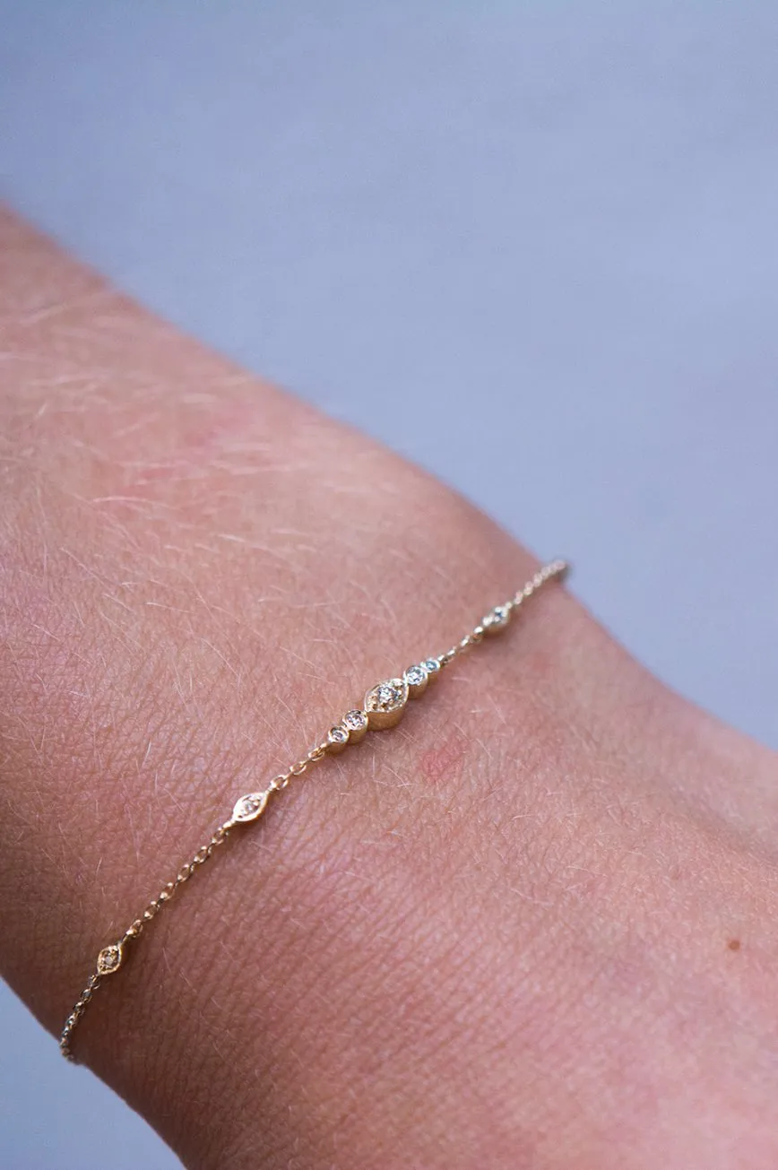 SMALL EYE DIAMONDS BRACELET