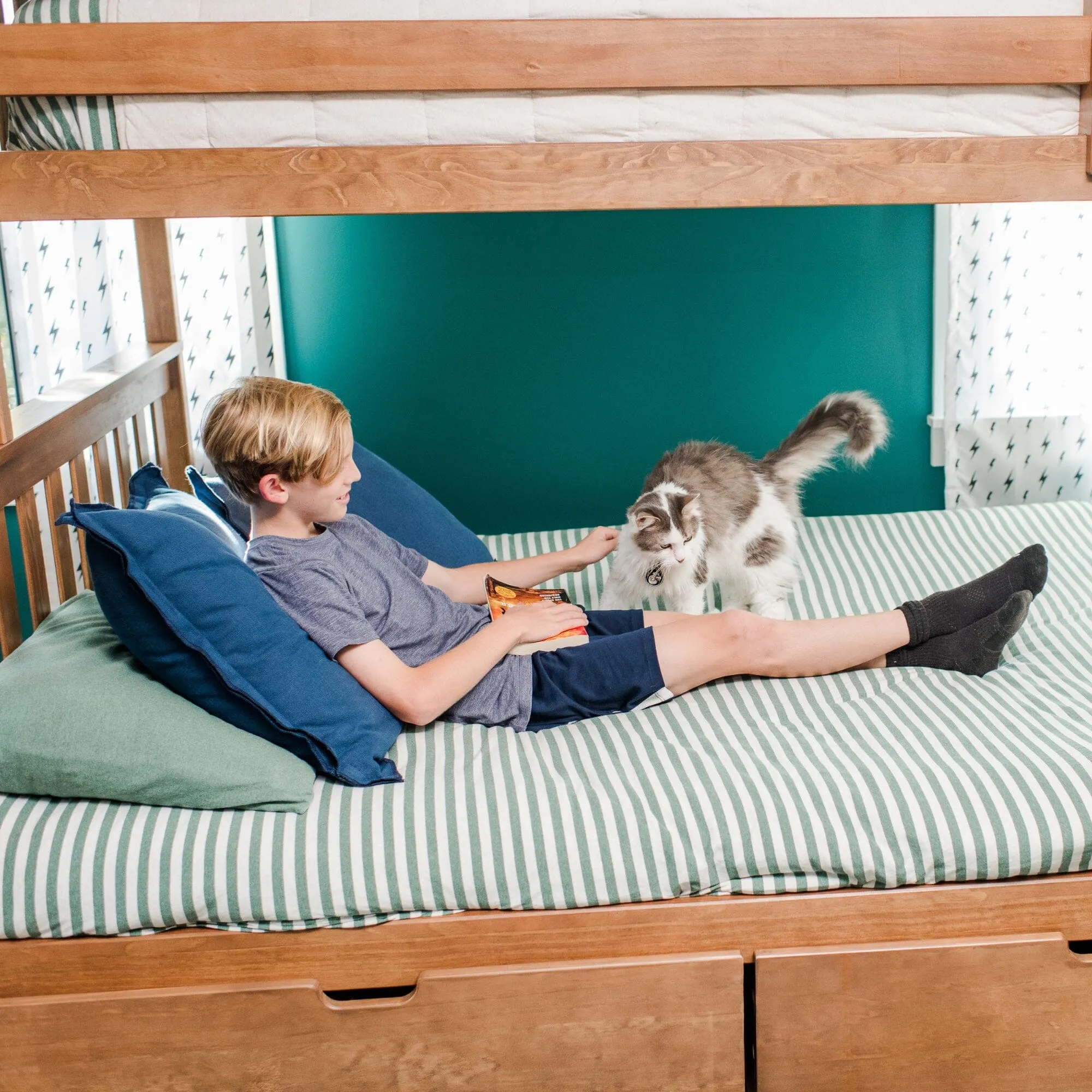 Twin Over Full Bunk Bed With Storage Drawers