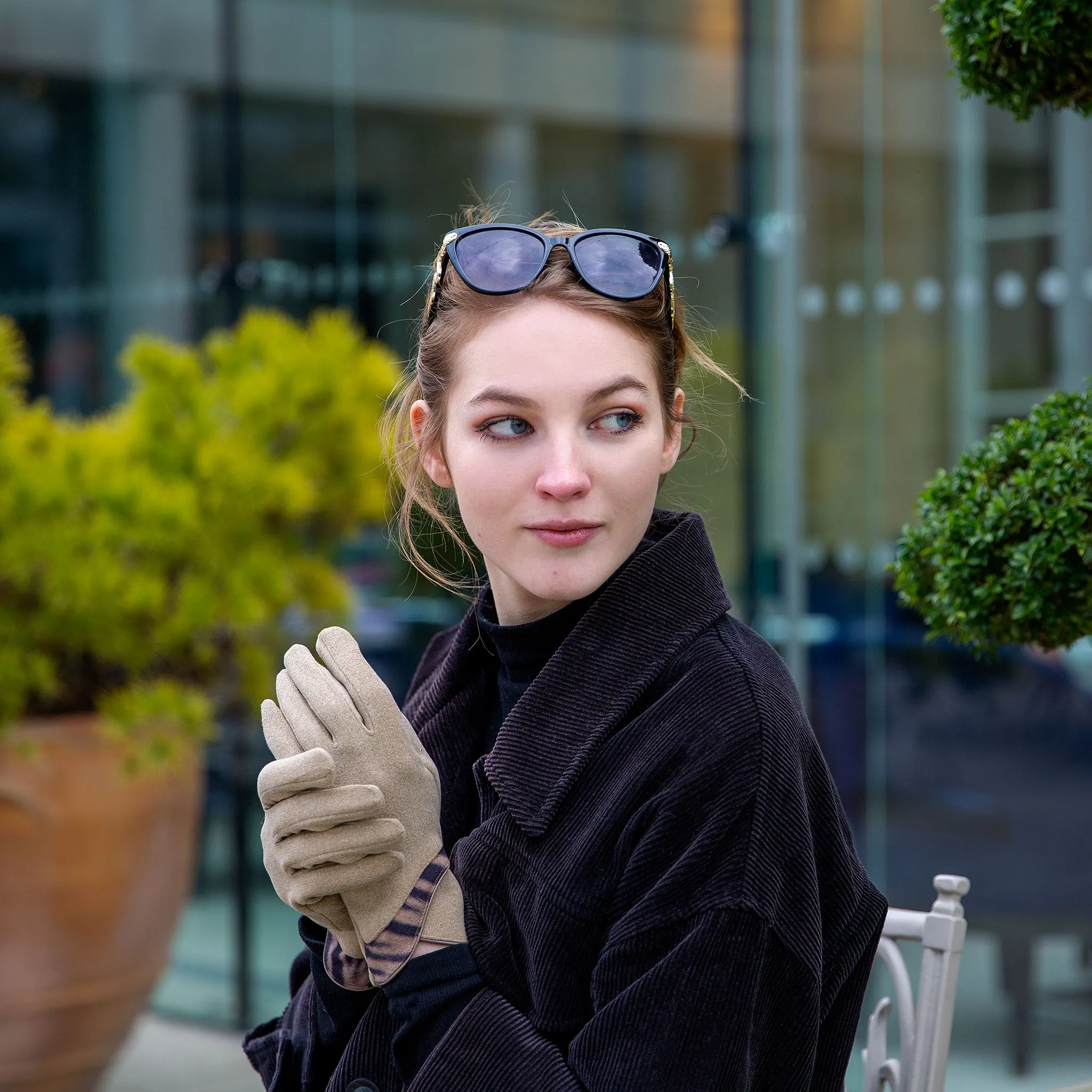 Women’s Touchscreen Velour-Lined Gloves with Zebra Print Detail